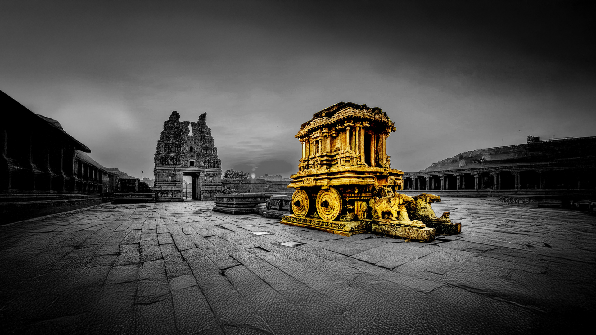 Hampi heritage stone chariot at sunrise — gateway to the Hampi Railway Station
